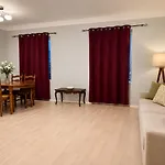 Dictumfactum Niguliste Charm アパート タリン